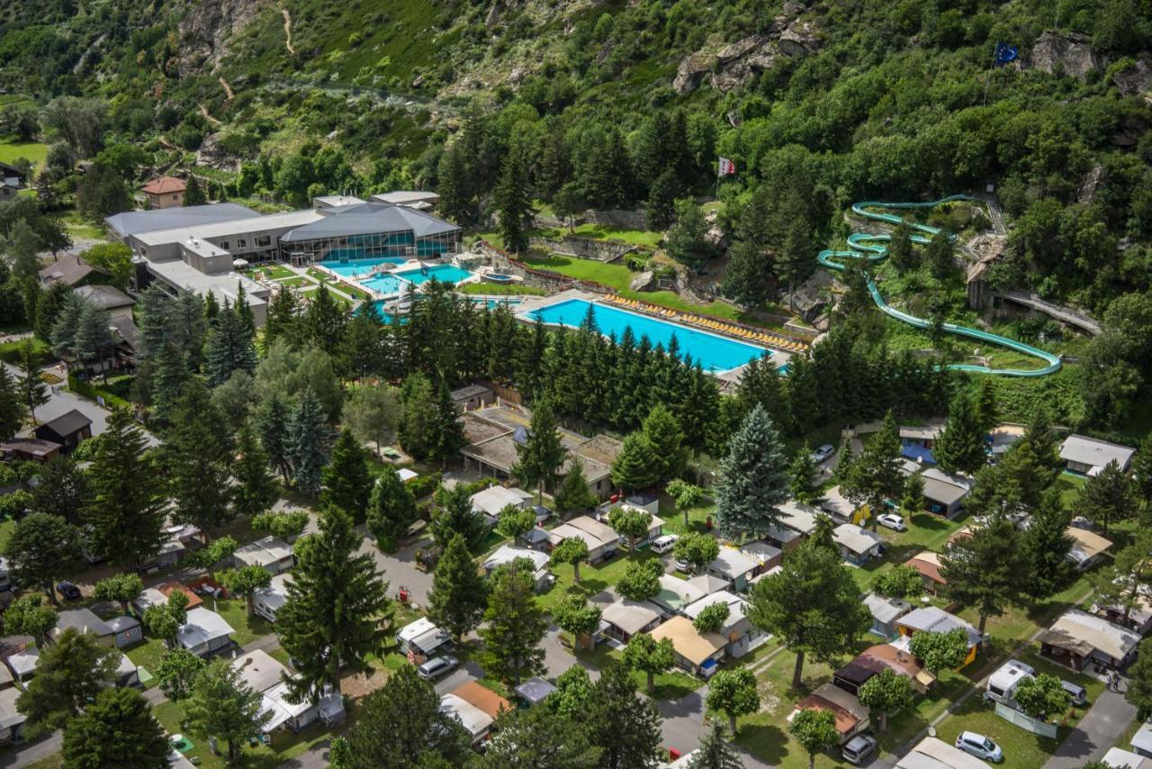 Camping/ Thermalbad Brigerbad Mit Bed & Breakfast Buitenkant foto
