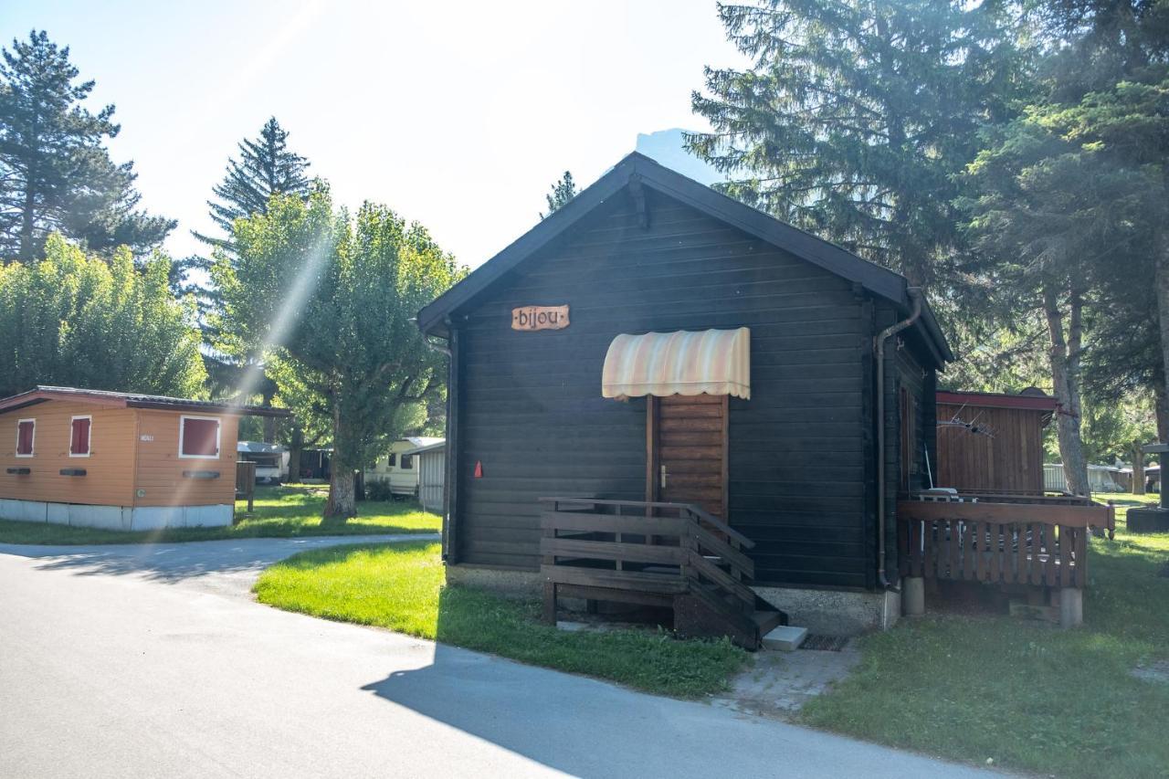 Camping/ Thermalbad Brigerbad Mit Bed & Breakfast Buitenkant foto