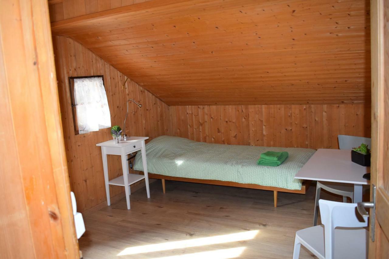 Camping/ Thermalbad Brigerbad Mit Bed & Breakfast Buitenkant foto